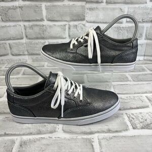 Vans Off The Wall Women's 6.5 Gray Metallic Low Top Skater Comfort Sneakers